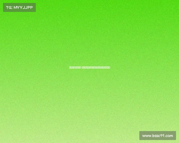 热刺全队抵达韩国 孙兴慜与梁民革手持国旗合影庆祝家乡之行